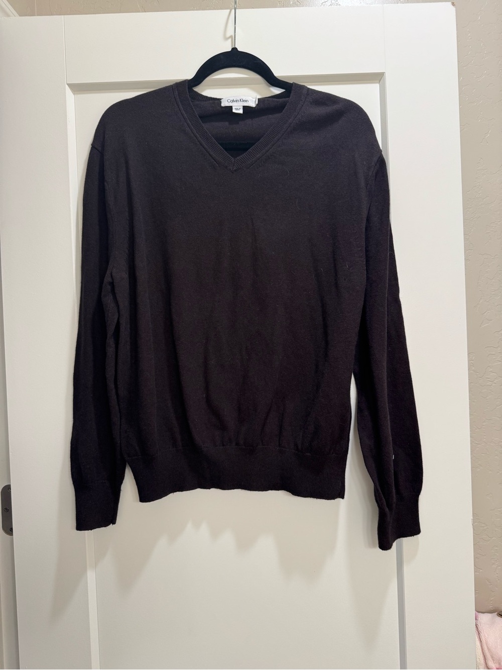 Calvin Klein Men's V-Neck Sweater in Dark Brown
